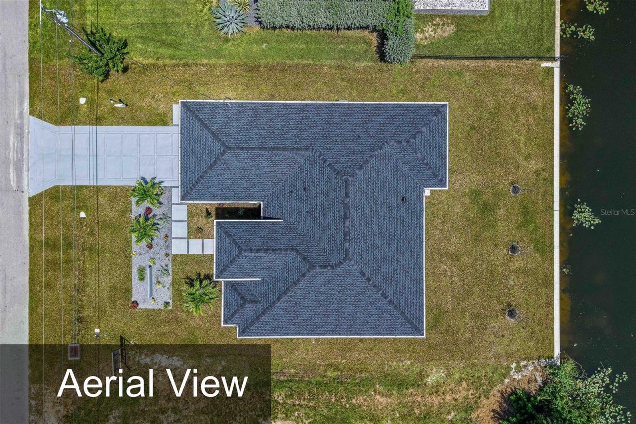 425 SW 31st Avenue, Cape Coral, FL 33991 Photo