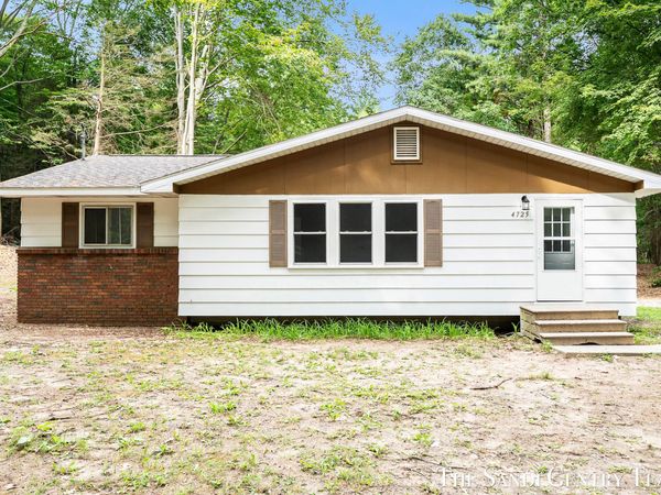 4725 Orshal Road, Whitehall, MI 49461
