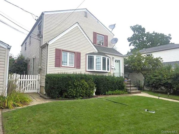 89 Winter Street, Unit 2, Lynbrook, NY 11563