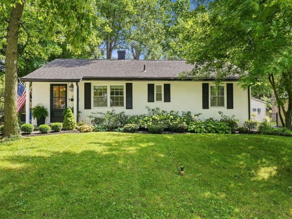 2265 Edgevale Road, Upper Arlington, OH 43221