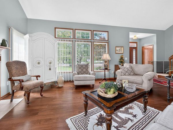 6084 Maidstone Court, Westerville, OH 43082