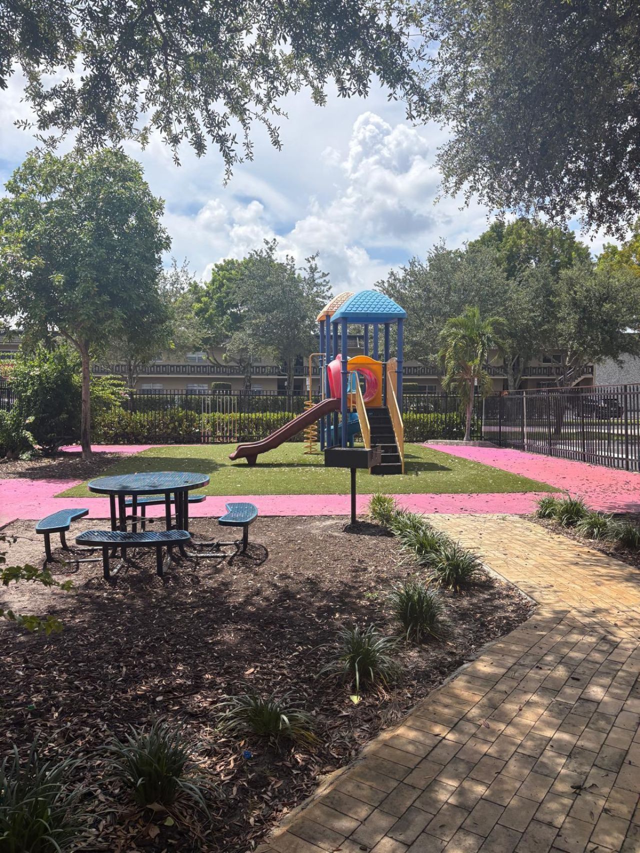 5901 NW 17th Place, Unit 204, Sunrise, FL 33313 Photo