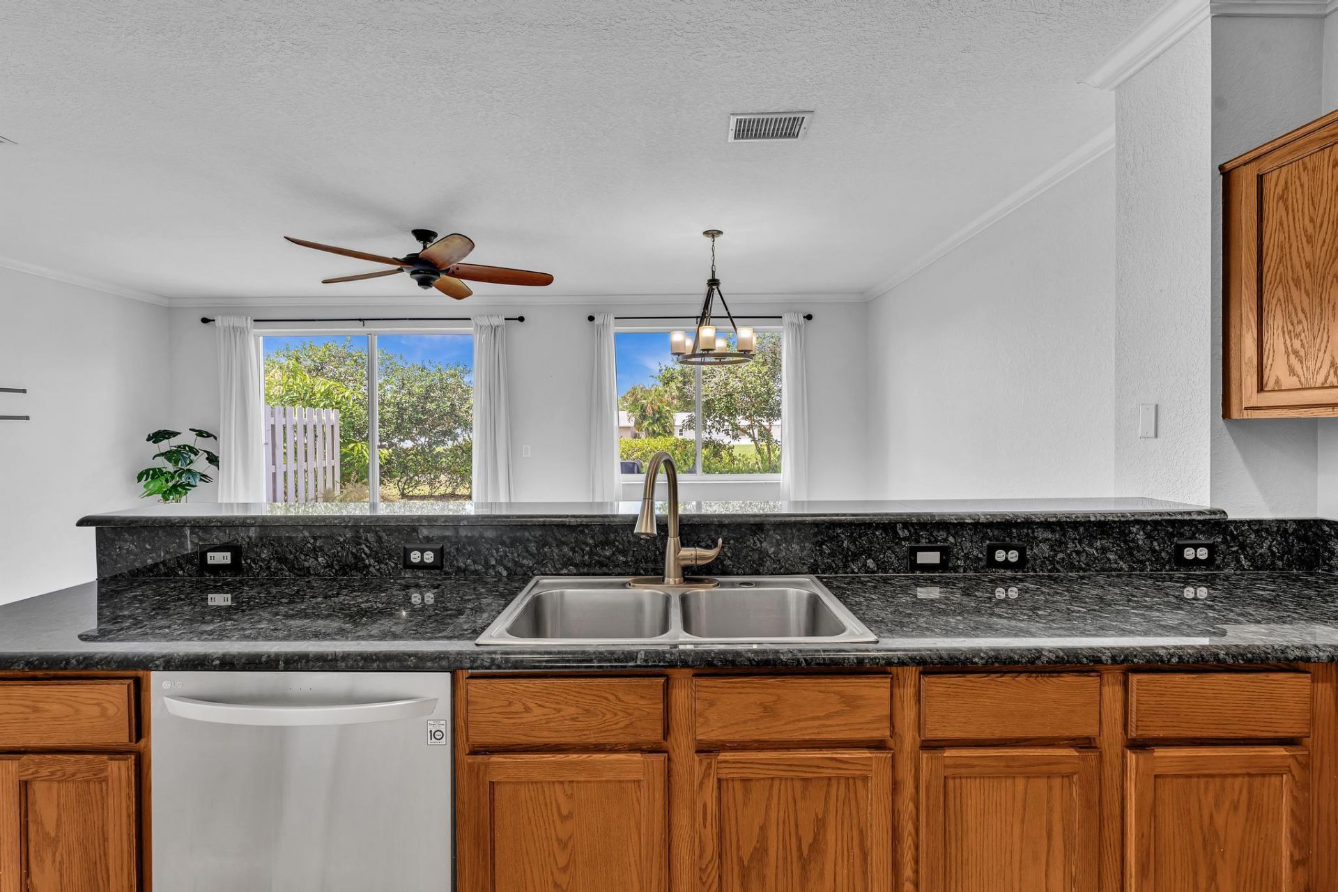 3028 N Evergreen Circle, Boynton Beach, FL 33426 Photo