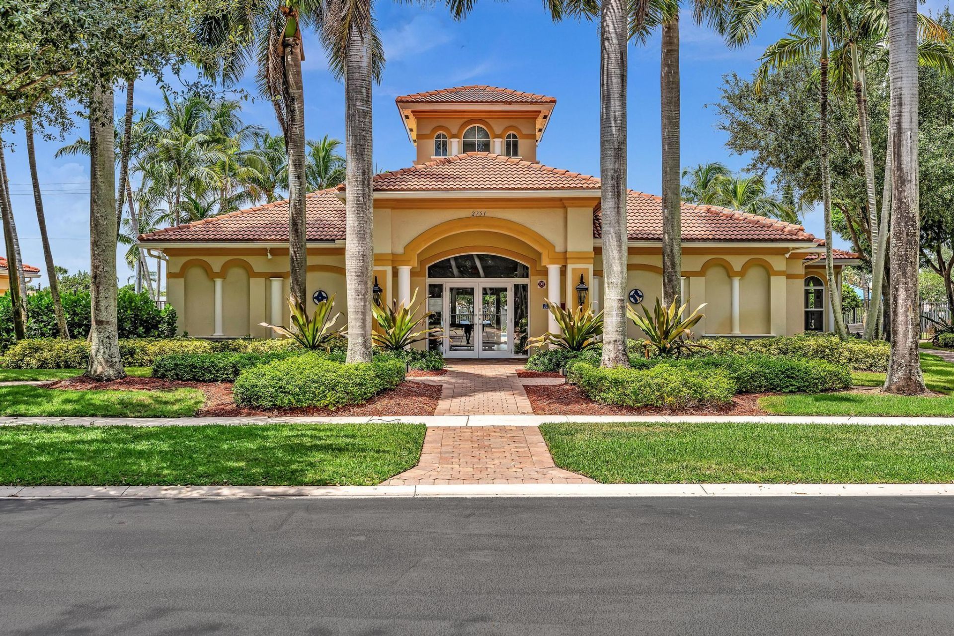 3028 N Evergreen Circle, Boynton Beach, FL 33426 Photo
