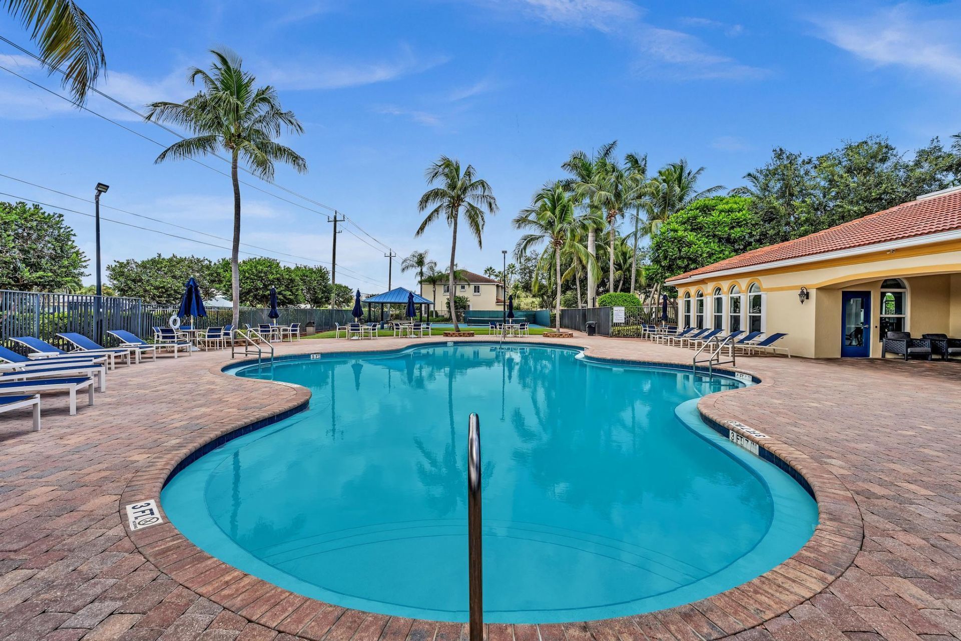 3028 N Evergreen Circle, Boynton Beach, FL 33426 Photo