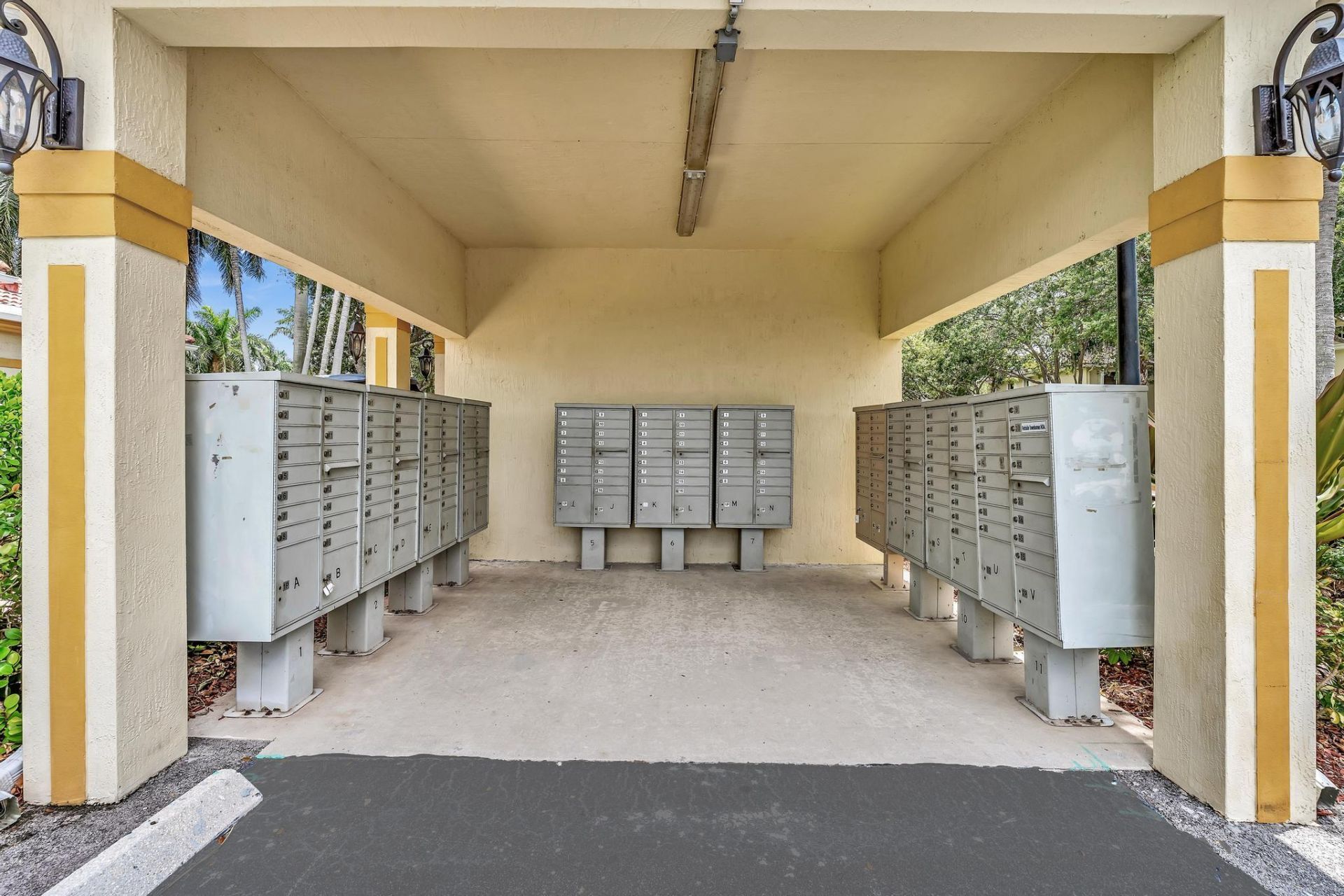 3028 N Evergreen Circle, Boynton Beach, FL 33426 Photo