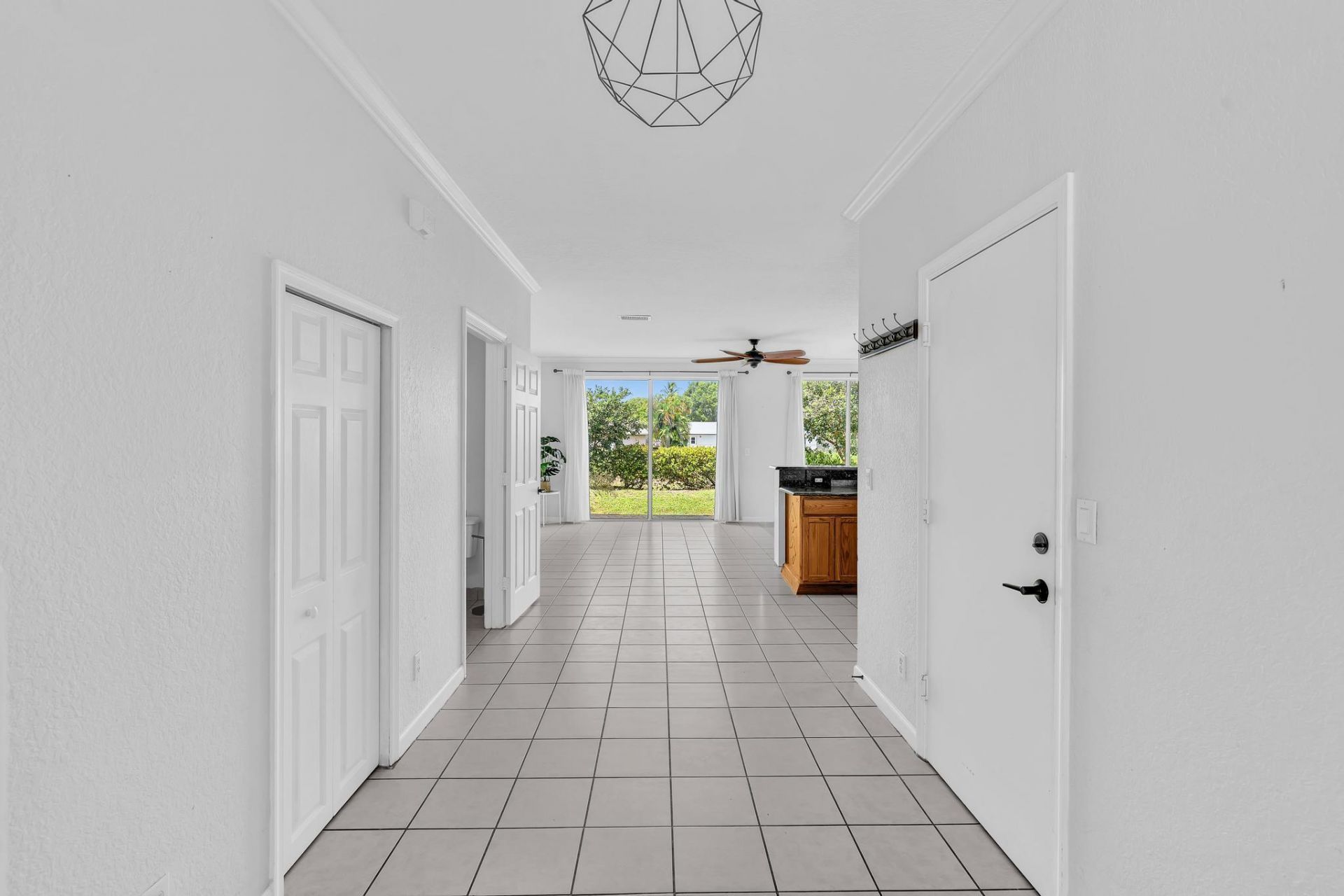 3028 N Evergreen Circle, Boynton Beach, FL 33426 Photo