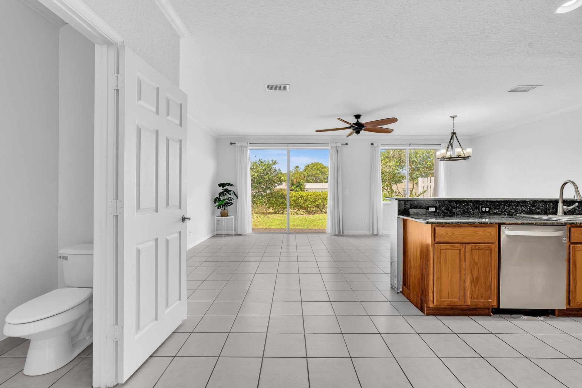 3028 N Evergreen Circle, Boynton Beach, FL 33426 Photo