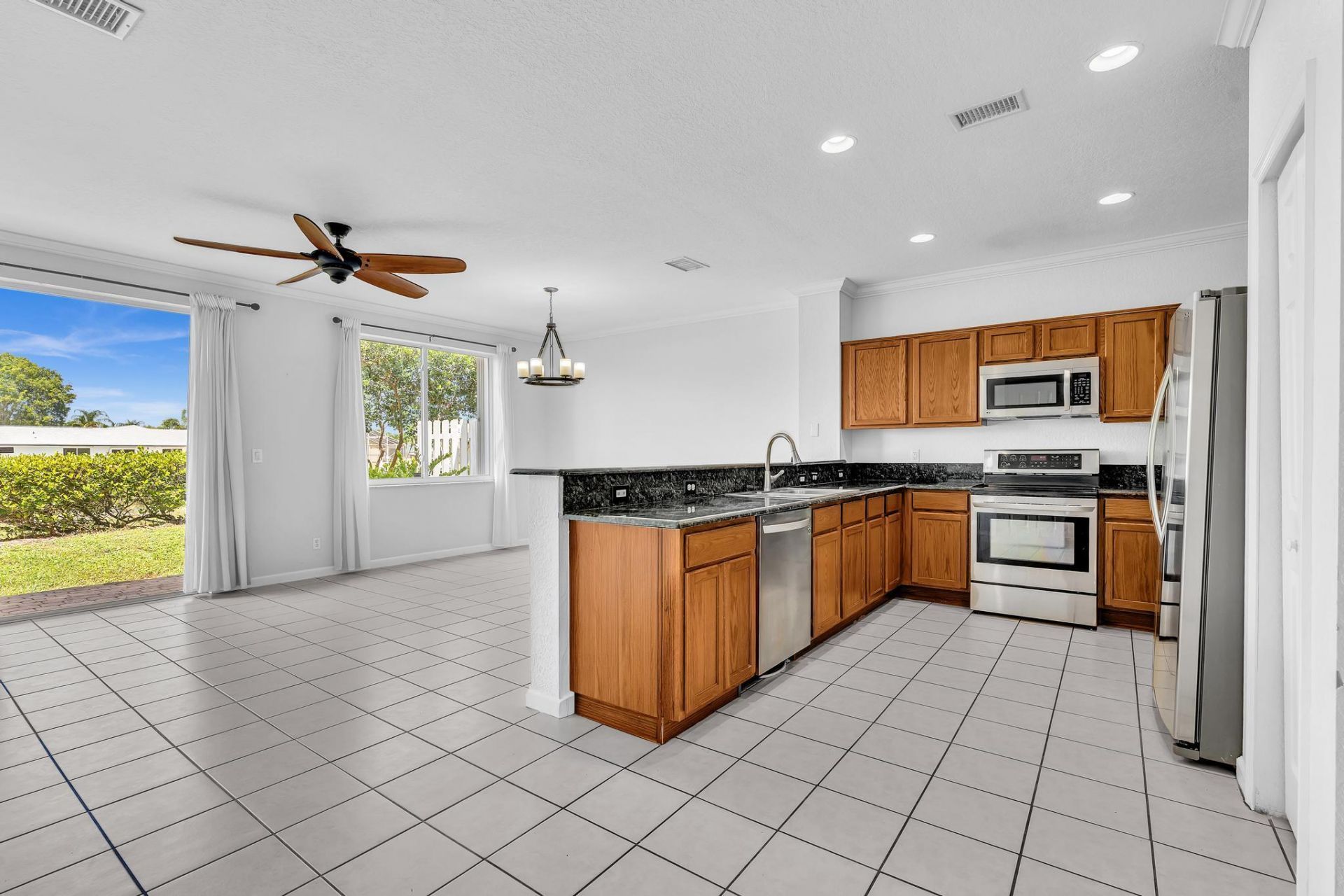 3028 N Evergreen Circle, Boynton Beach, FL 33426 Photo