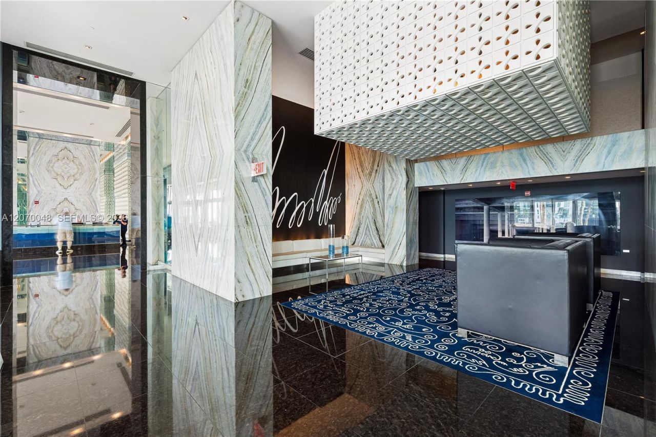 335 S Biscayne Blvd , Unit 2609, Miami, FL 33131 Photo