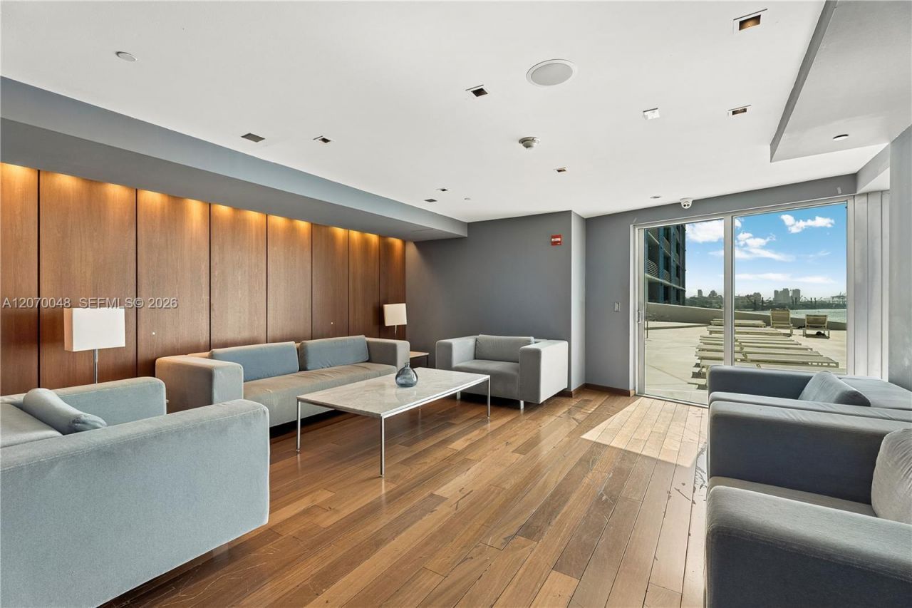 335 S Biscayne Blvd , Unit 2609, Miami, FL 33131 Photo