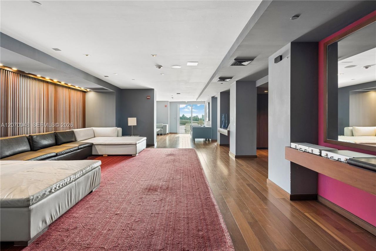 335 S Biscayne Blvd , Unit 2609, Miami, FL 33131 Photo
