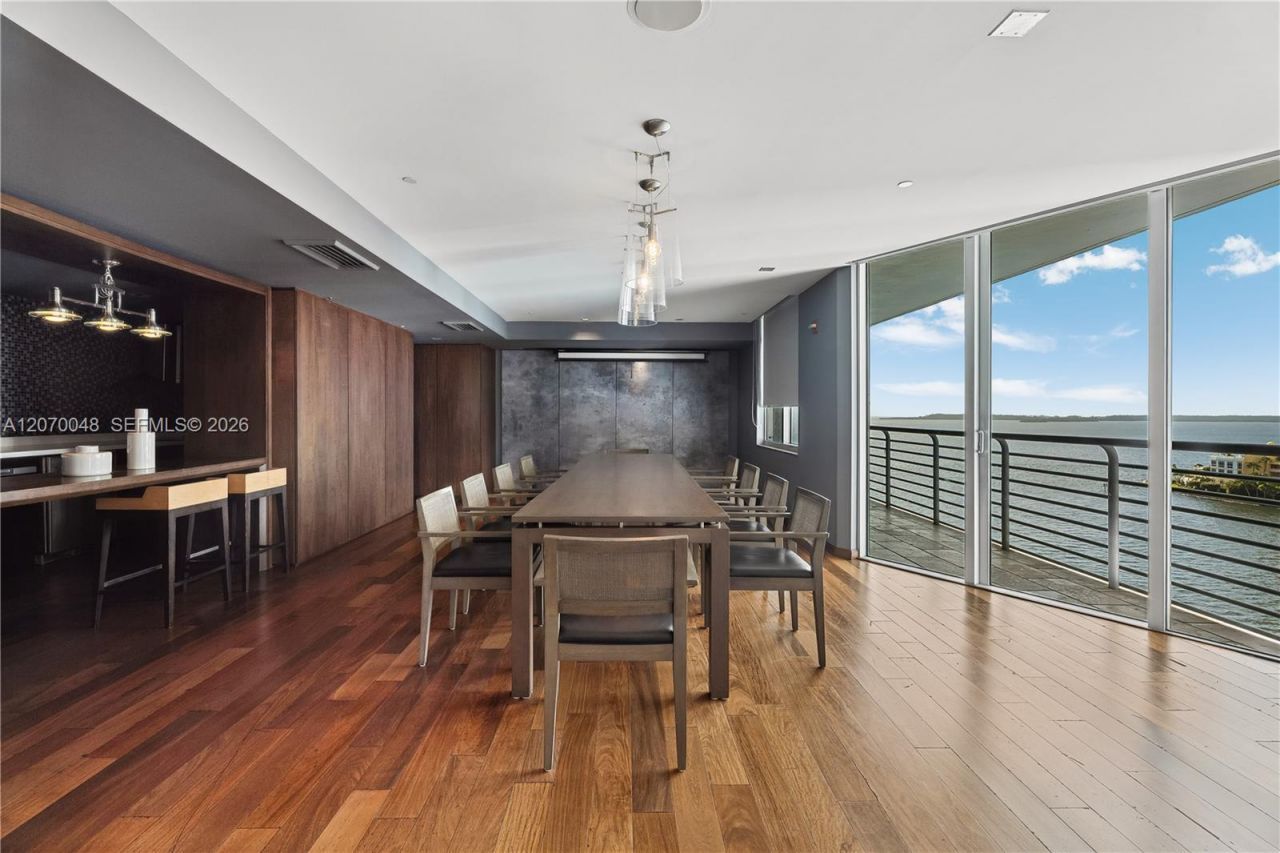 335 S Biscayne Blvd , Unit 2609, Miami, FL 33131 Photo