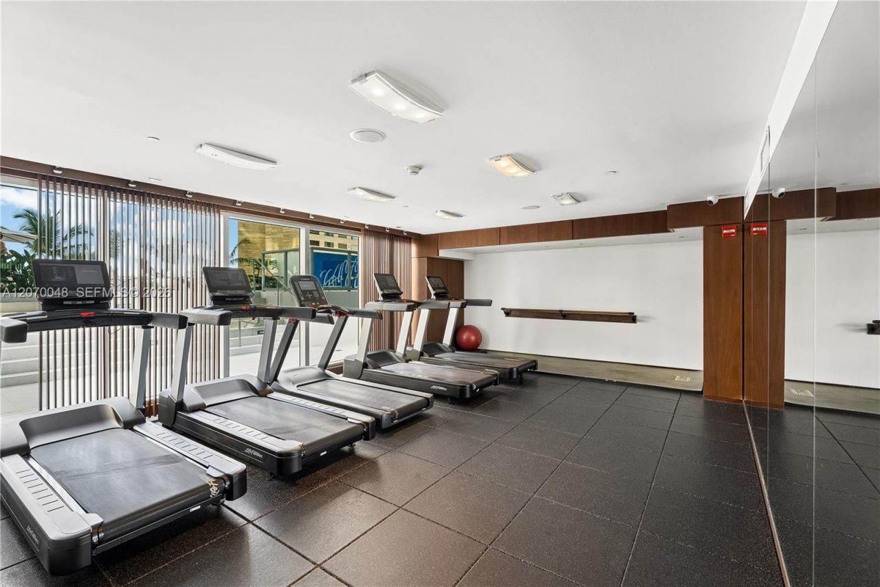 335 S Biscayne Blvd , Unit 2609, Miami, FL 33131 Photo