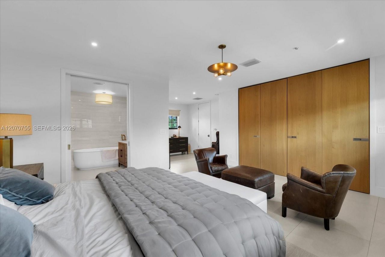 287 Palm Ave, Miami Beach, FL 33139 Photo