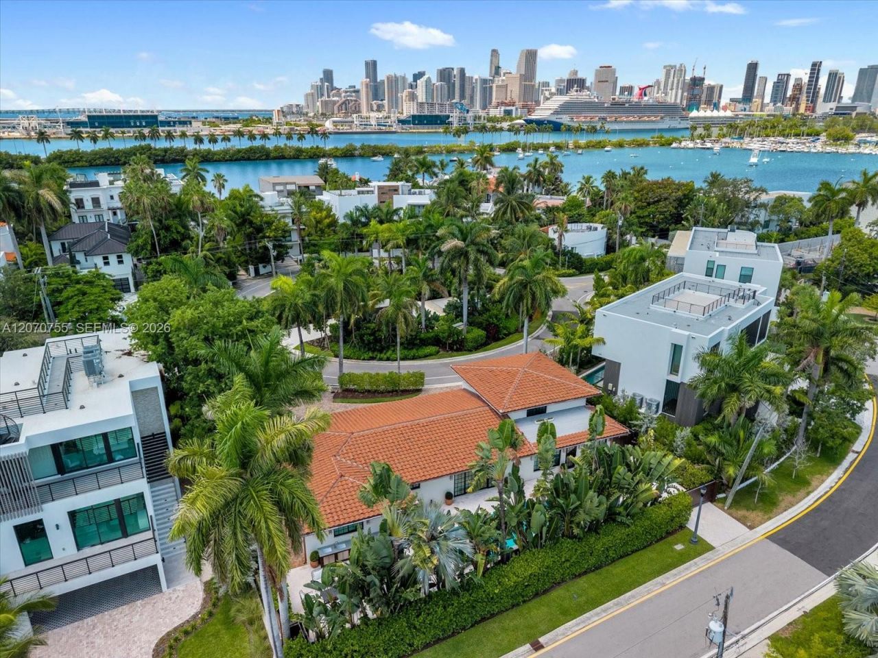 287 Palm Ave, Miami Beach, FL 33139 Photo