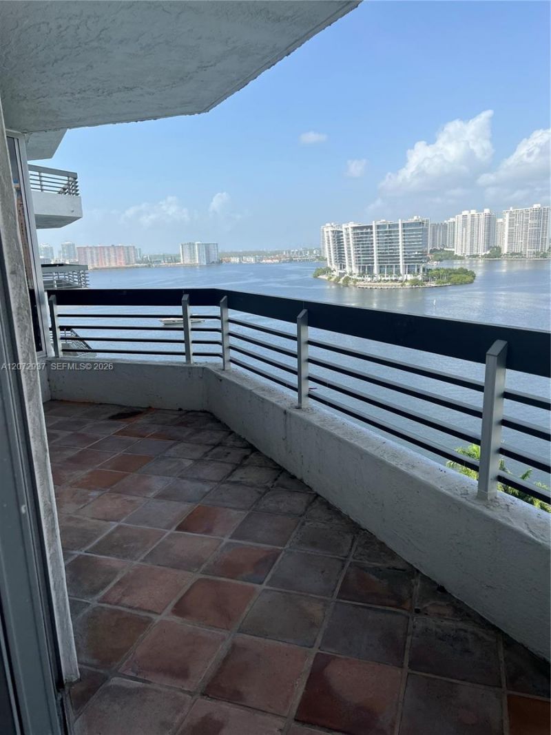 19101 NE 36th Ct , Unit 1602, Aventura, FL 33180 Photo