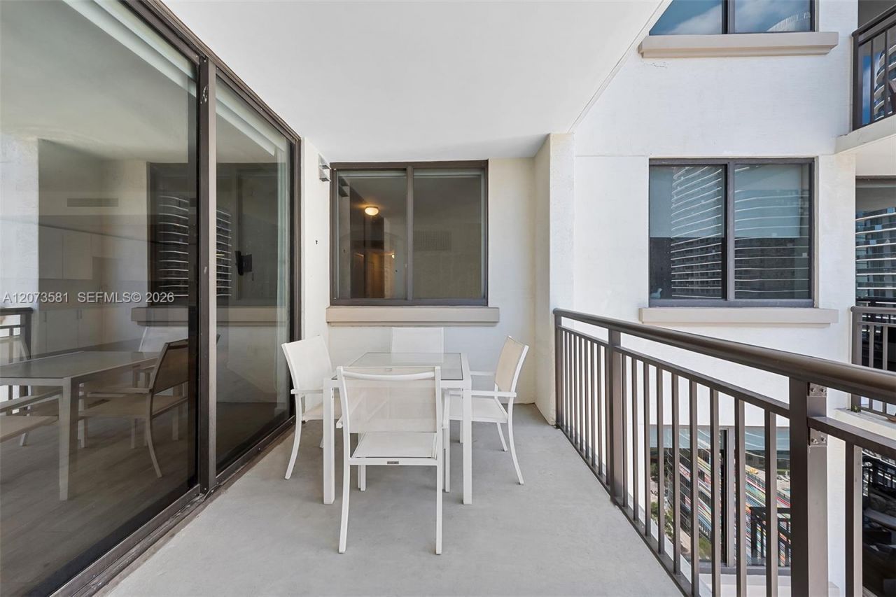 999 SW 1st Ave , Unit 3001, Miami, FL 33130 Photo