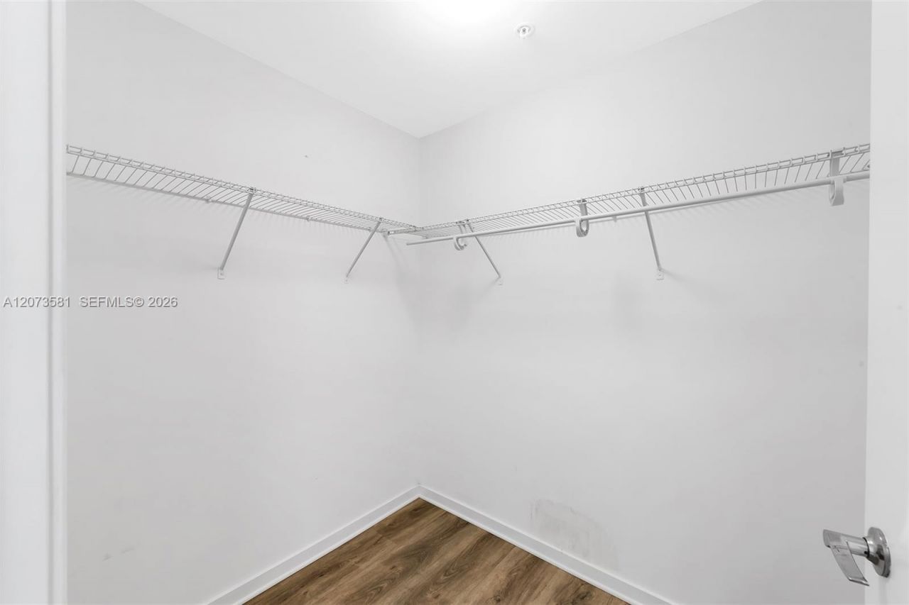999 SW 1st Ave , Unit 3001, Miami, FL 33130 Photo