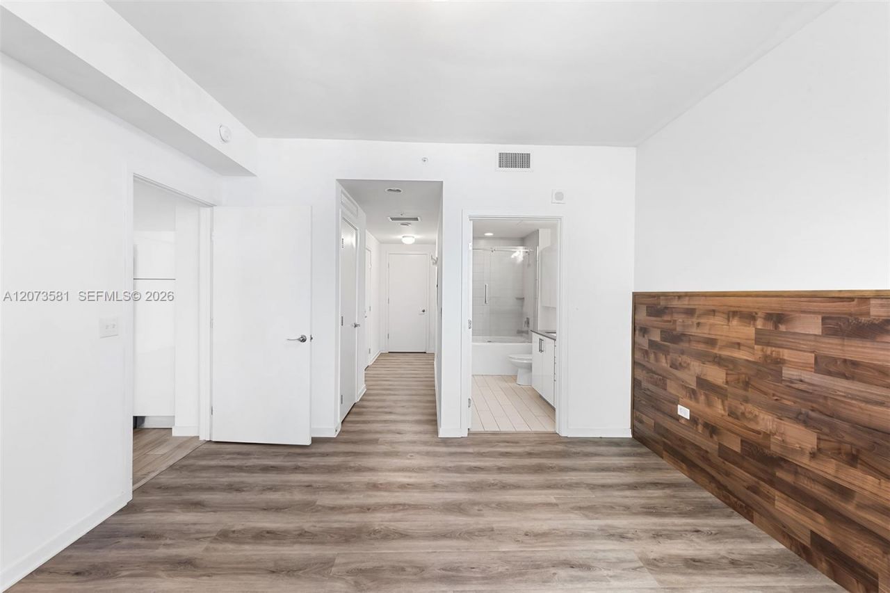 999 SW 1st Ave , Unit 3001, Miami, FL 33130 Photo