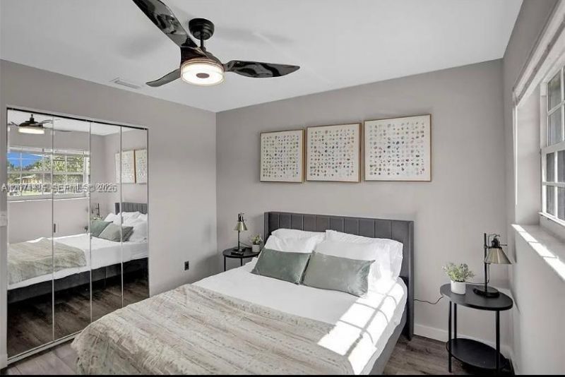 302 NW 9th St, Hallandale Beach, FL 33009 Photo