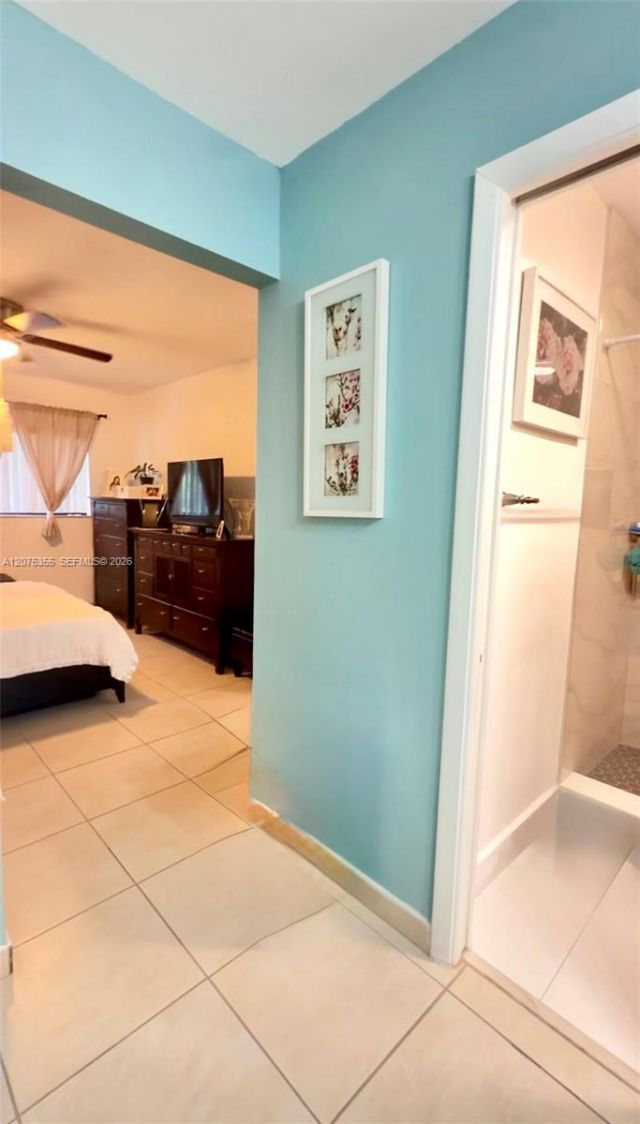 761 NE 199th St , Unit 202, Miami, FL 33179 Photo