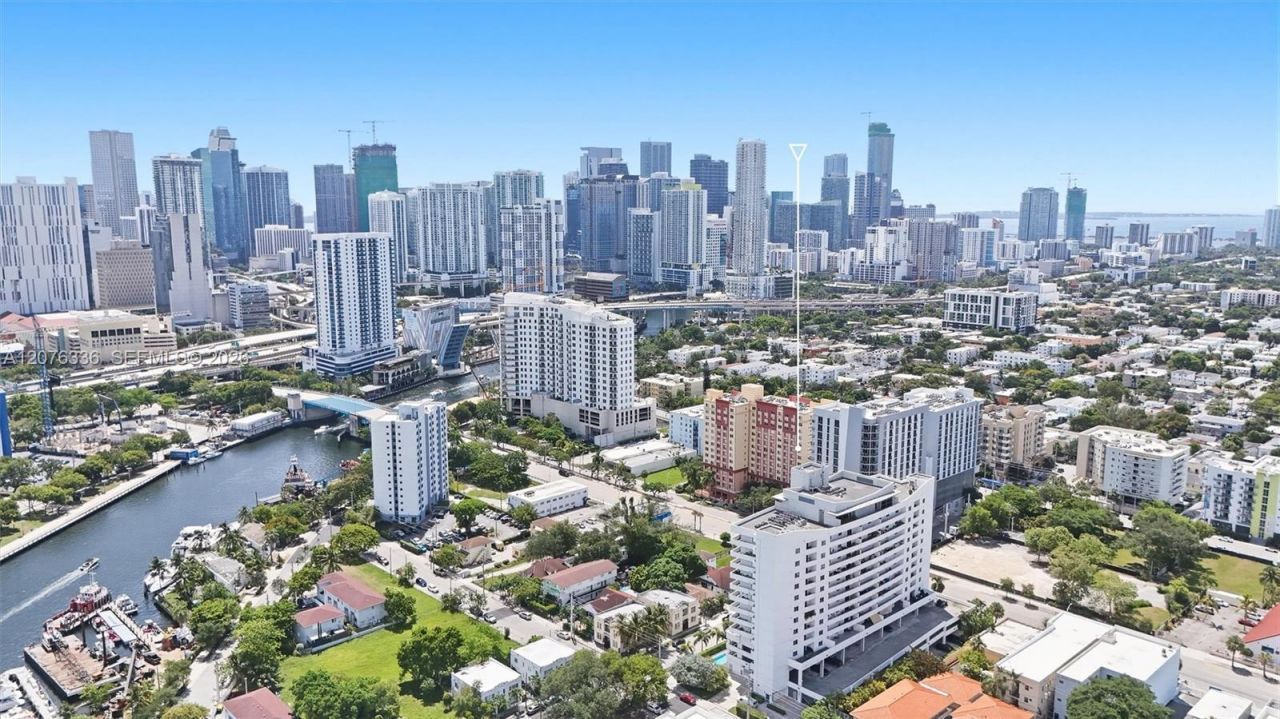 36 NW 6th Ave , Unit TS-3, Miami, FL 33128 Photo