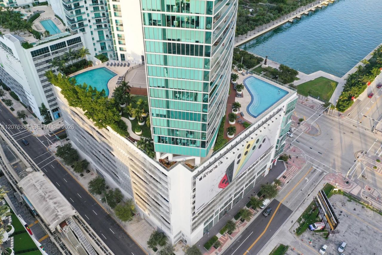 888 Biscayne Blvd , Unit 4007, Miami, FL 33132 Photo