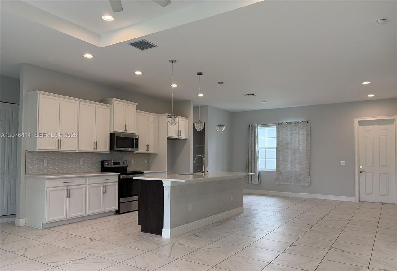 1649 SW Merchant Ln, Port Saint Lucie, FL 34953 Photo