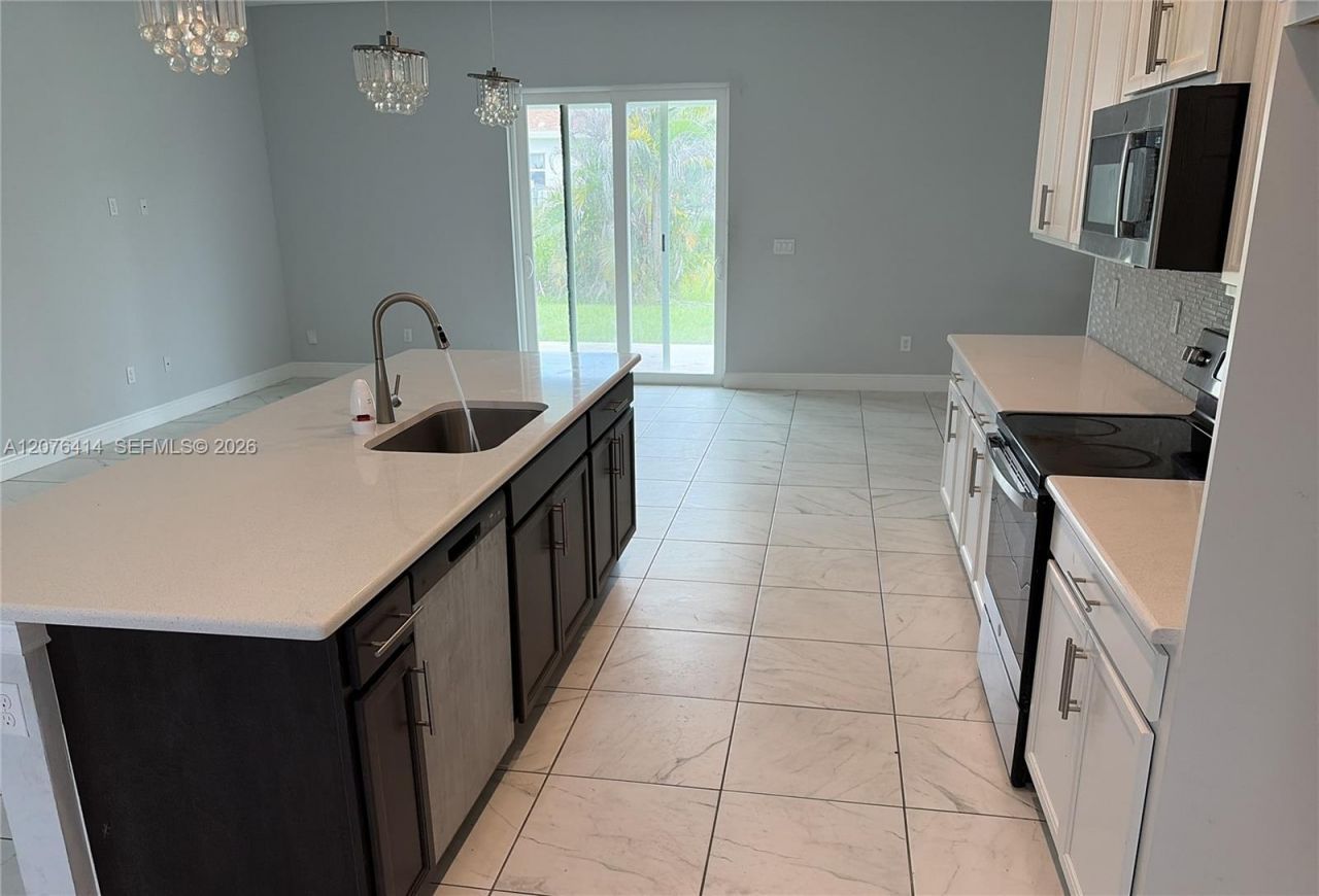 1649 SW Merchant Ln, Port Saint Lucie, FL 34953 Photo
