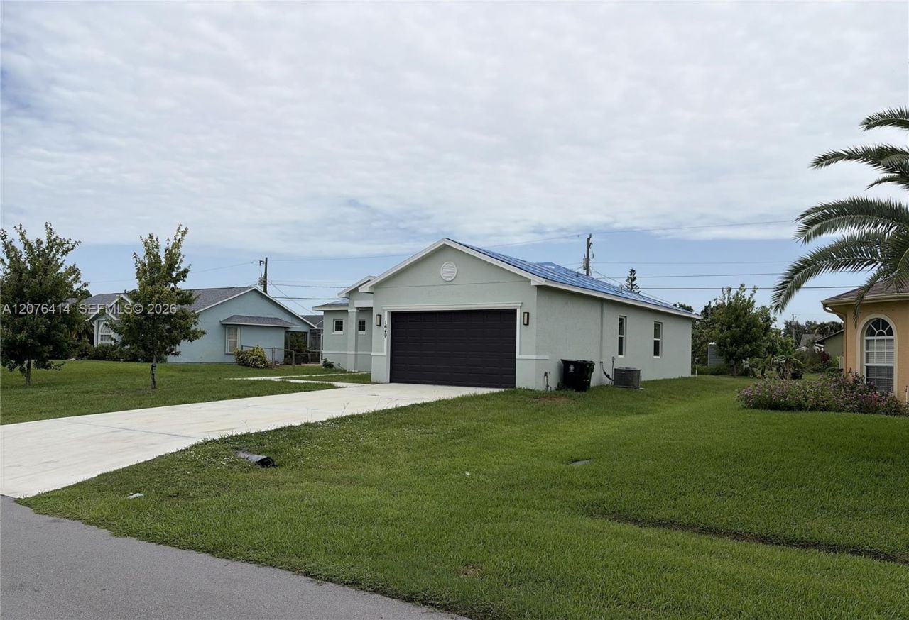 1649 SW Merchant Ln, Port Saint Lucie, FL 34953 Photo
