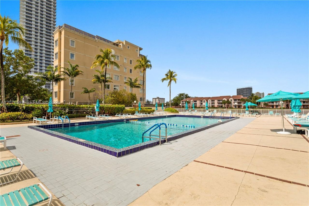 3800 S Ocean Dr, Unit 1710, Hollywood, FL 33019 Photo