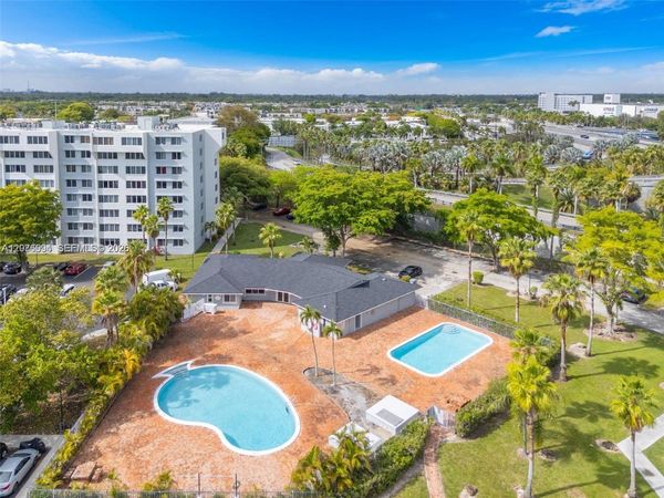 9143 SW 77th Ave , Unit B710, Miami, FL 33156