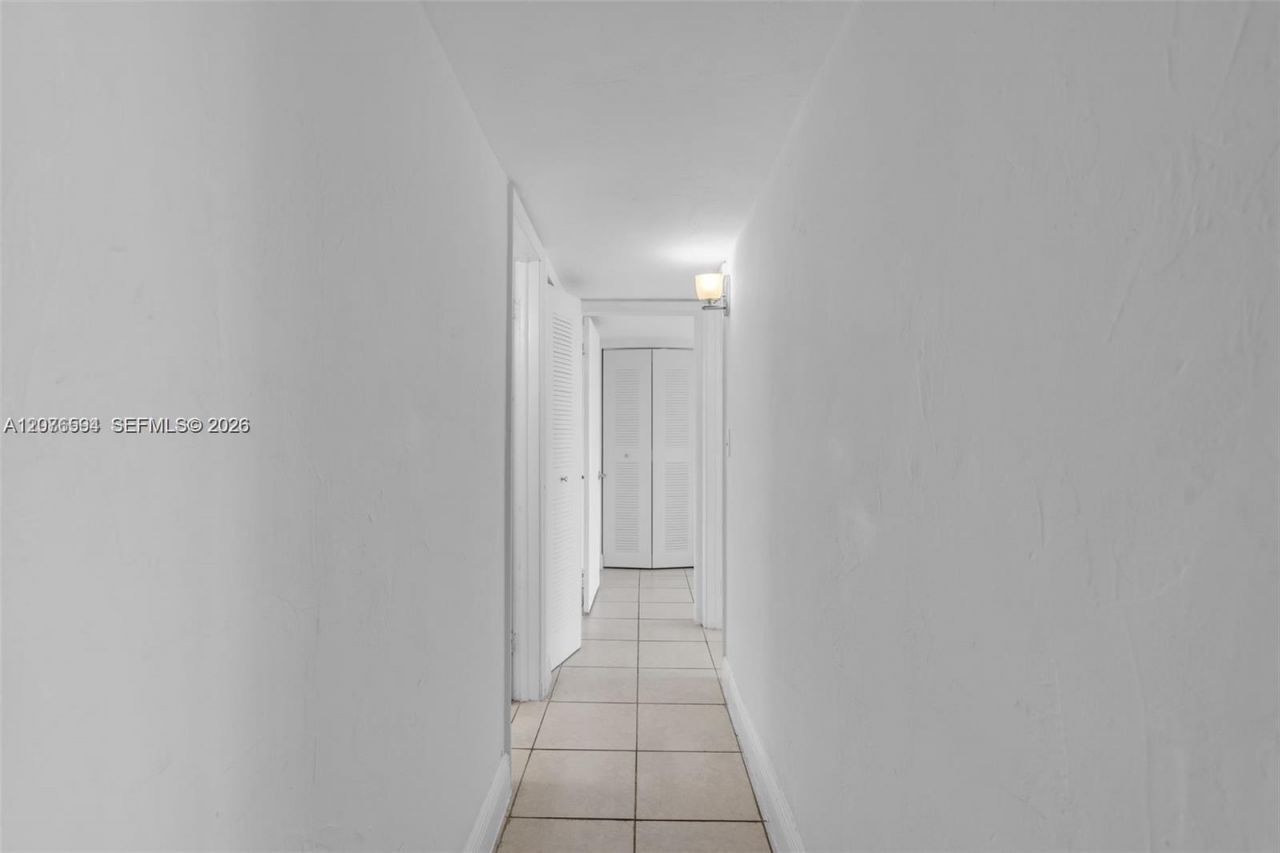 9143 SW 77th Ave, Unit B710, Miami, FL 33156 Photo