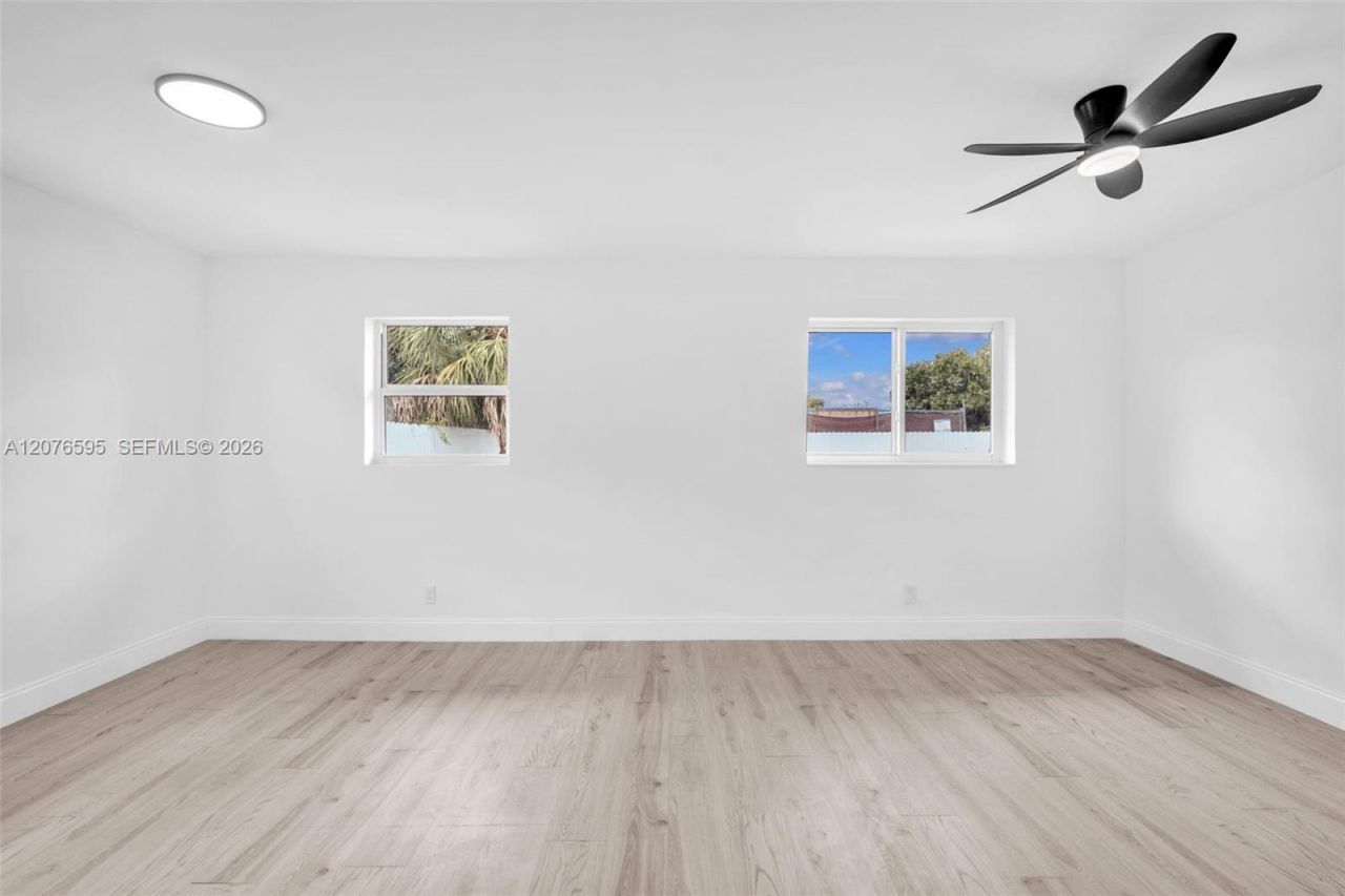 2572 NW 20th St, Fort Lauderdale, FL 33311 Photo