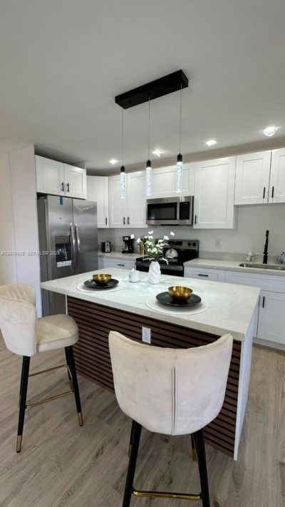 2572 NW 20th St, Fort Lauderdale, FL 33311 Photo