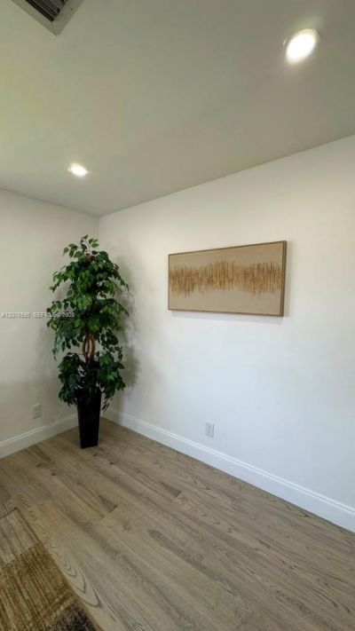 2572 NW 20th St, Fort Lauderdale, FL 33311 Photo