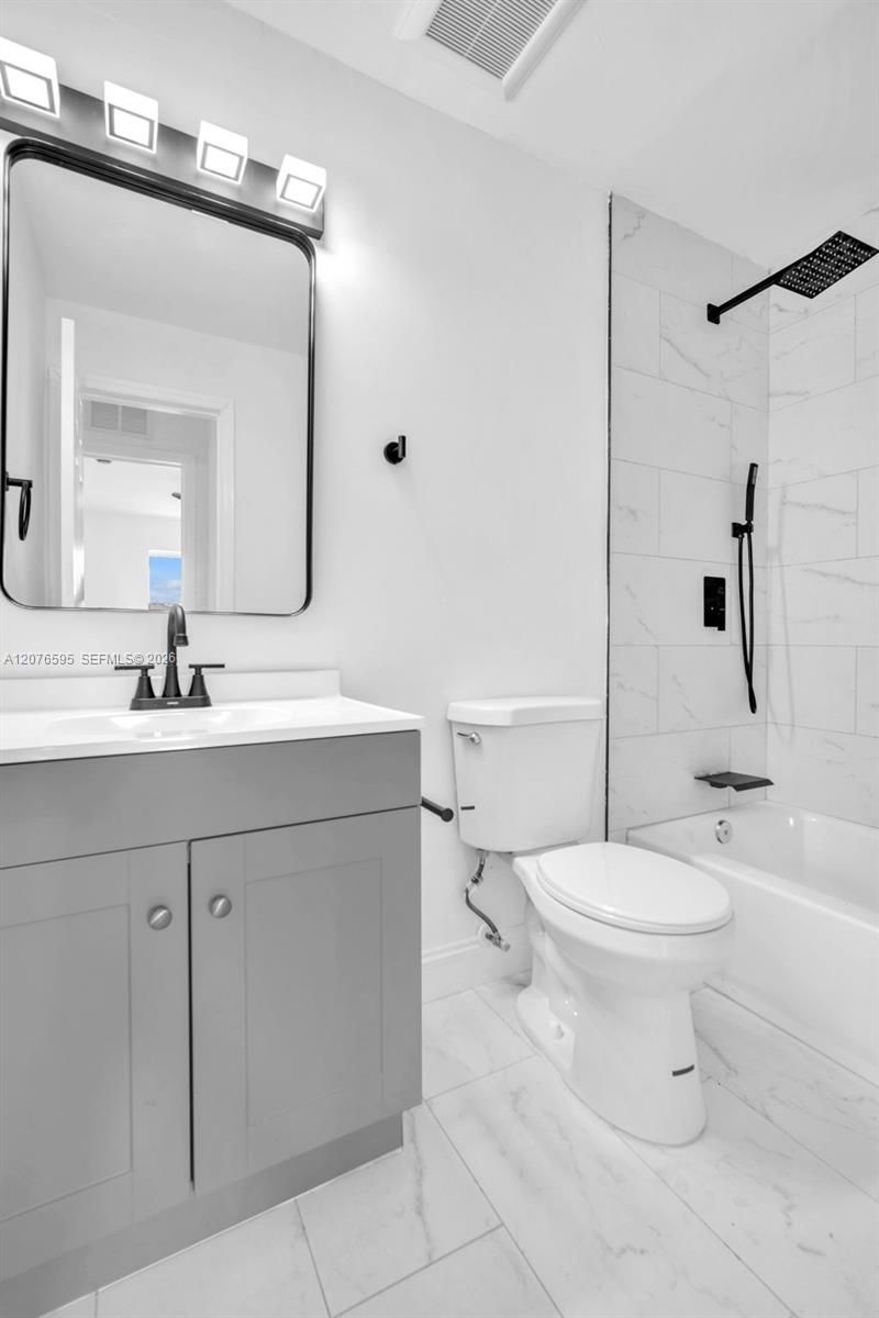 2572 NW 20th St, Fort Lauderdale, FL 33311 Photo