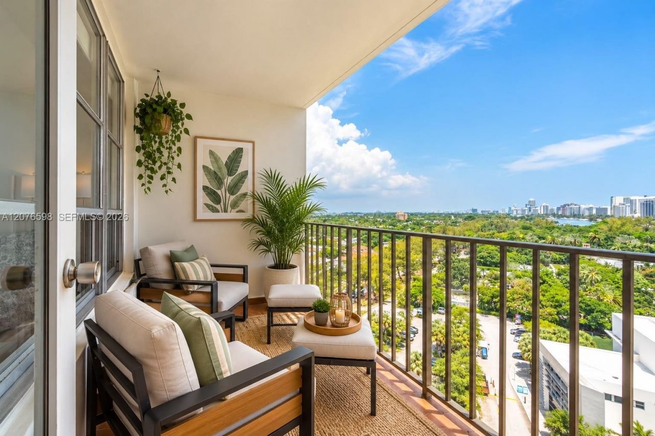 4101 Pine Tree Dr, Unit 1105, Miami Beach, FL 33140 Photo