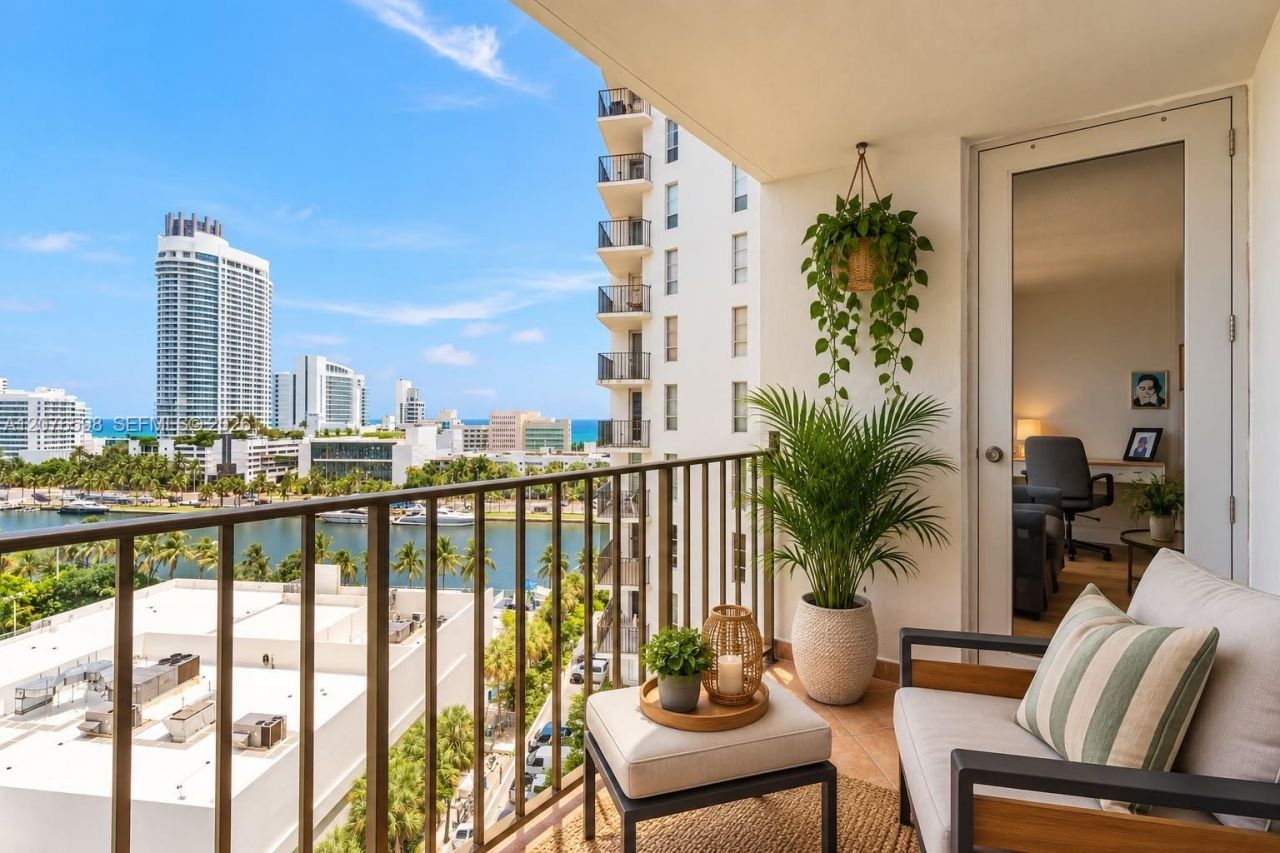 4101 Pine Tree Dr, Unit 1105, Miami Beach, FL 33140 Photo