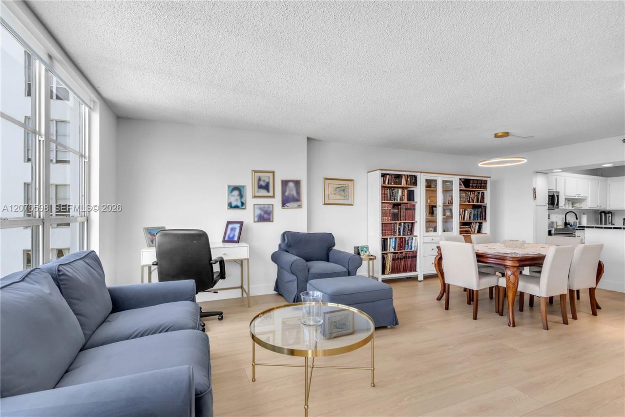 4101 Pine Tree Dr , Unit 1105, Miami Beach, FL 33140 Photo