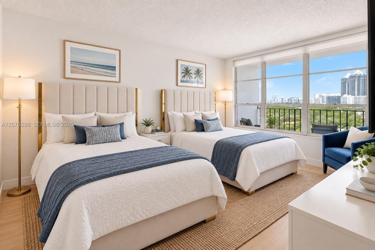 4101 Pine Tree Dr, Unit 1105, Miami Beach, FL 33140 Photo