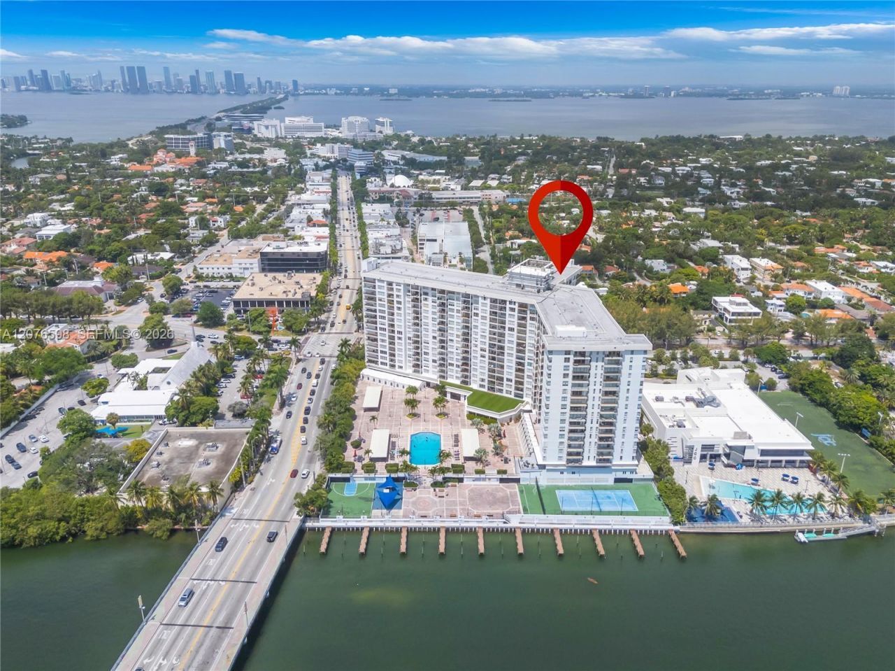 4101 Pine Tree Dr , Unit 1105, Miami Beach, FL 33140 Photo