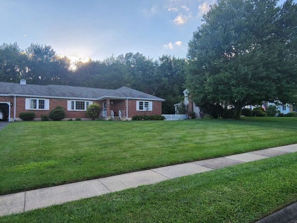 145 Natsisky Farm , South Windsor, CT 06074