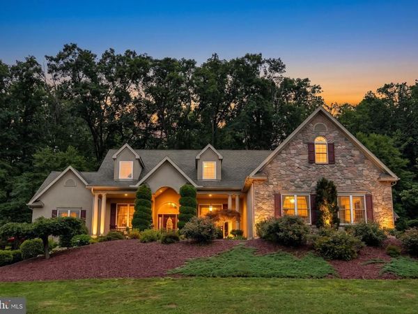 48 GREY HAWK DRIVE , ORWIGSBURG, PA 17961