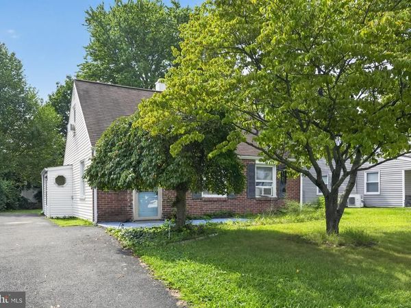 42 REPUBLIC AVENUE, NORRISTOWN, PA 19403