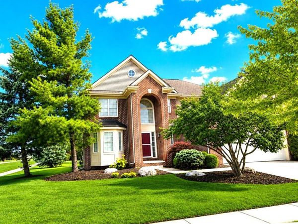 6501 Wisteria Trace, Ann Arbor, MI 48103