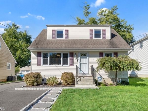 90 Linden St, Bridgewater, NJ 08807