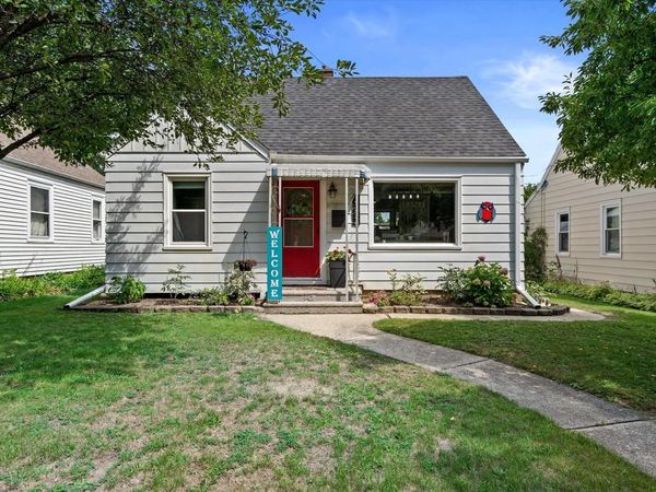 3172 N 80th STREET, Milwaukee, WI 53222