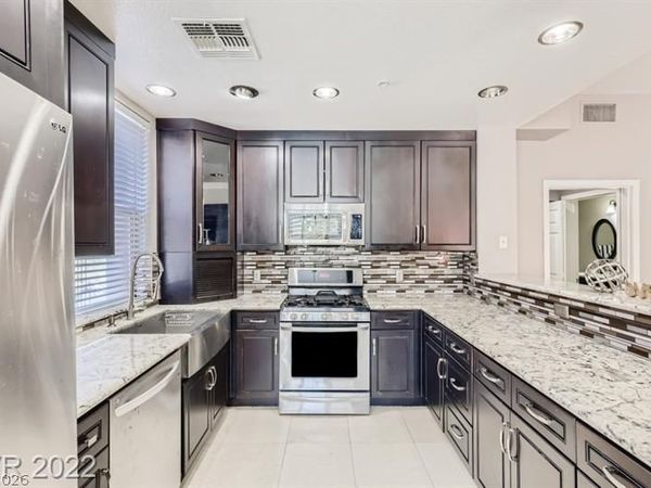 67 E Agate Avenue , Unit 208, Las Vegas, NV 89123